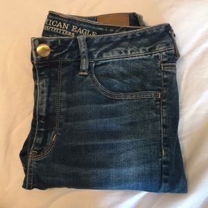 Women’s American eagle jeans
